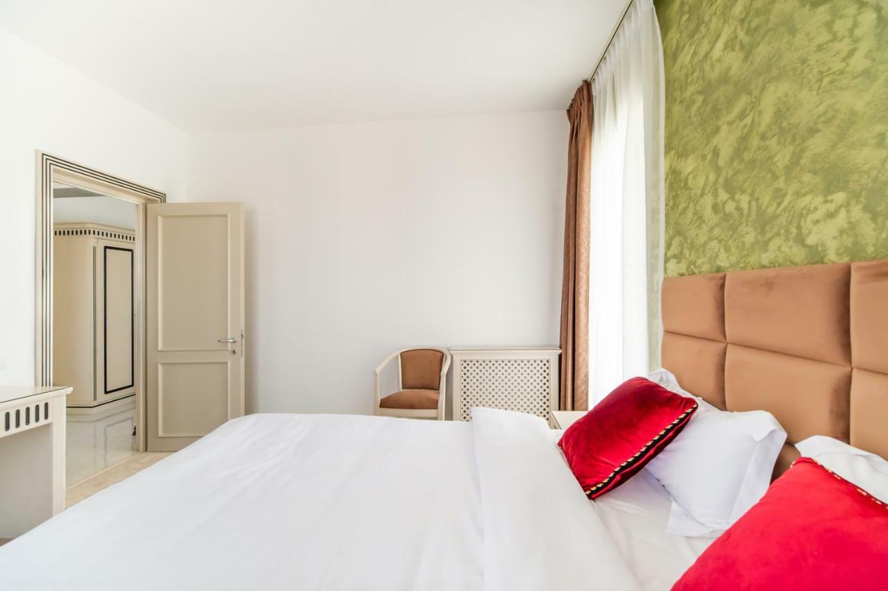 Miramare Residence Aparthotel Năvodari Extérieur photo